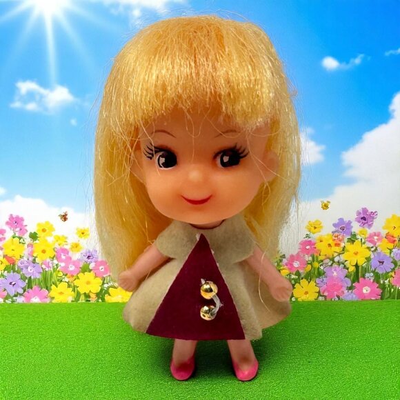 Little Kiddles Other - Vintage Little Kiddles Miniature Doll Toy Blonde Hair Gold Felt Pink Shoes 3"
